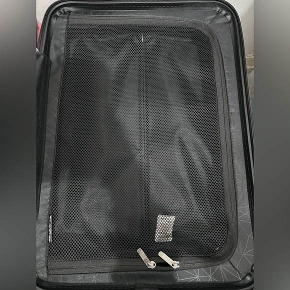❌❌sold❌❌New w/tags Traveler’s Choice Carryon Spinner - Picture 10 of 12